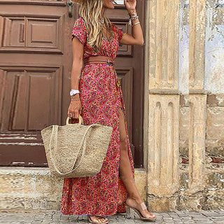 Isabella – Bohemian Maxi Dress with V-Neck and Short Sleeves